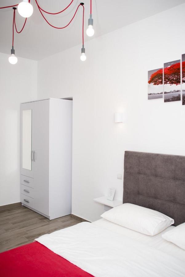 Deluxe Apartment In Old City Center Lviv Ngoại thất bức ảnh